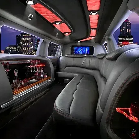 MKT Limousine-black-2