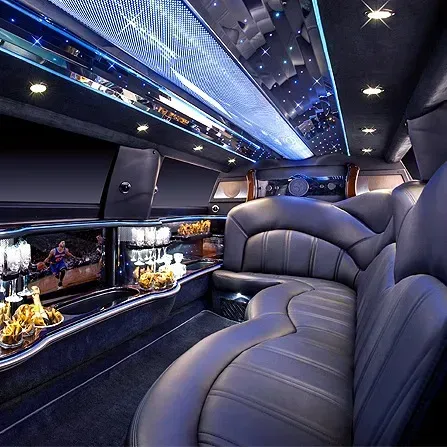 MKT Limousine-white-2